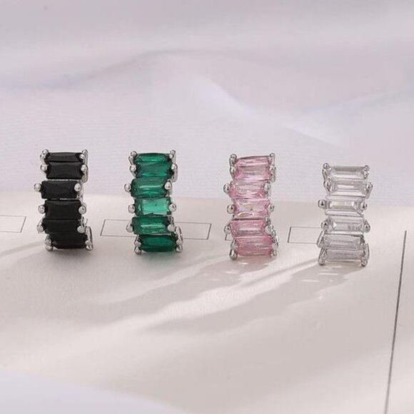 Green Crystal Ear Cuff – Cubic Zirconia Cartilage Cuff, Non-Piercing For Women - Picture 4 of 7